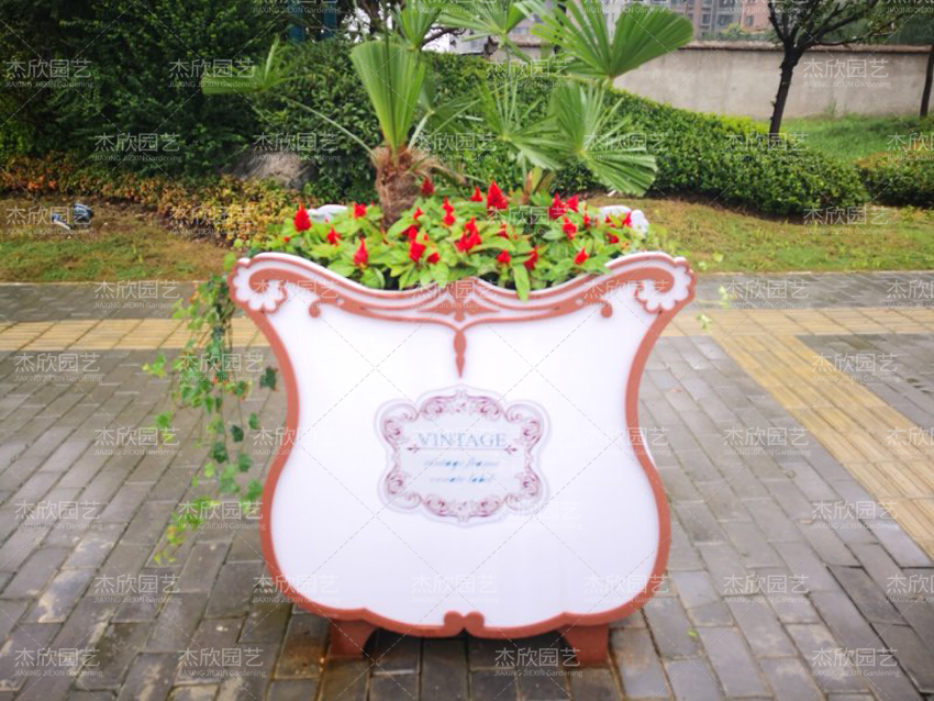 鋁合金花箱、PVC花箱孰好孰壞？