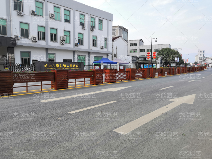 道路花箱護(hù)欄尺寸多少？選什么顏色好看？