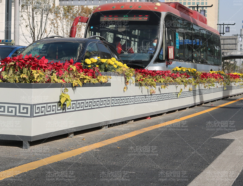關(guān)于道路護欄花箱的問題，一次講清