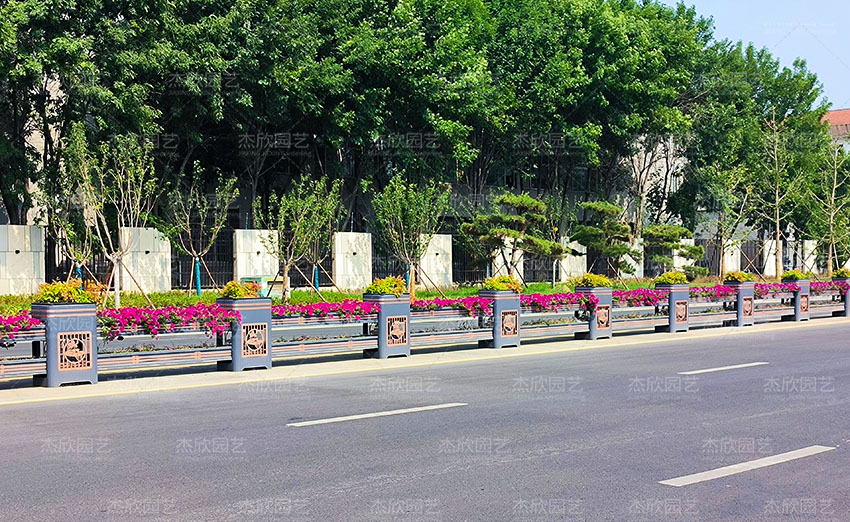 花箱在城市道路綠化中的作用有多少？